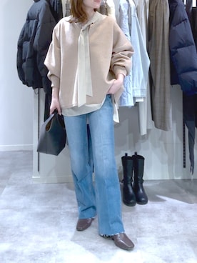 「アイテム（シャツ/ブラウス、ベージュ系）」を使った、TOMOさん（レディース・152cm）の冬コーディネート