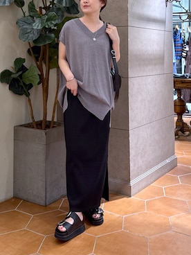 「RIVE DROITE（リヴドロワ）の【コーデのポイントに】レザーボディバッグ（ハンドバッグ）」を使った、TOMOさん（レディース・152cm）の夏コーディネート