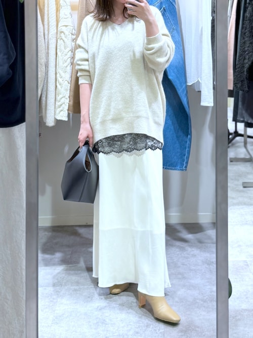 【抜け感シルエット】ヘアリーウール片畦Vネックニット