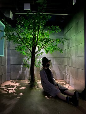 「initial（イニシャル）のアイテム（ノーカラーコート）」を使った、hazelthebitchさん（レディース・166cm）の秋コーディネート