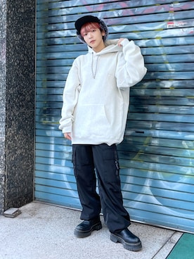 「X-girl（エックスガール）の6POCKET LOUNGE PANTS（その他パンツ、ブラック系）」を使った、上野　瑞稀さん（レディース・157cm）の秋コーディネート