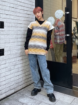 「X-girl（エックスガール）のHIGH WAISTED LOOSE FIT PANTS（デニムパンツ、ブルー系）」を使った、上野　瑞稀さん（レディース・157cm）の秋コーディネート