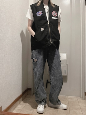 「しまむら（シマムラ）のアイテム（デニムパンツ）」を使った、スニーカーさん（レディース・170cm）の秋コーディネート