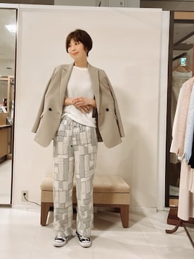 「UNTITLED（アンタイトル）のダブルブレストジャケット（テーラードジャケット、ベージュ系）」を使った、IWAMOさん（レディース）の春コーディネート