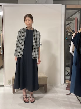 「UNTITLED（アンタイトル）のシアーチェックシャツブラウス（シャツ/ブラウス、ブラック系）」を使った、IWAMOさん（レディース）の夏コーディネート