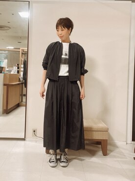 「UNTITLED（アンタイトル）の【セットアップ可/はっ水】シャイニータイプライターブルゾン（ブルゾン、ブラック系）」を使った、IWAMOさん（レディース）の春コーディネート
