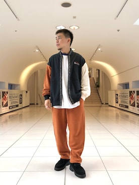 「MANASTASH（マナスタッシュ）のアイテム（スウェットパンツ）」を使った、funatoさん（メンズ・166cm）の夏コーディネート