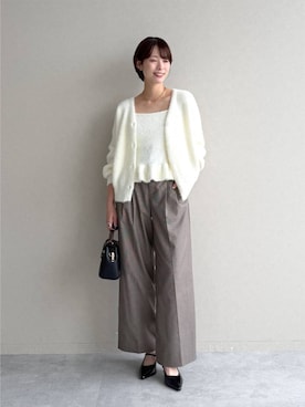 「mysty woman（ミスティウーマン）のハイウエストベルト付タックパンツ 1082162（スラックス、ベージュ系）」を使った、uemiさん（レディース・163cm）の秋コーディネート