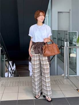 「mysty woman（ミスティウーマン）のアイテム（ボストンバッグ）」を使った、uemiさん（レディース・163cm）の夏コーディネート