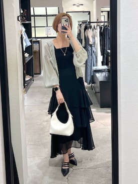 「アイテム（パーカー、グリーン系）」を使った、uemiさん（レディース・163cm）の夏コーディネート