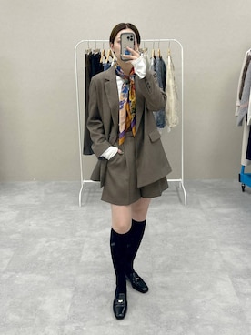 「アイテム（その他ヘアアクセサリー）」を使った、uemiさん（レディース・163cm）の秋コーディネート