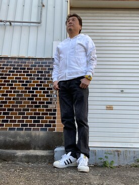 「BLUE BLUE（ブルーブルー）のアイテム（パンツ）」を使った、Shinji Tsuruさん（メンズ・173cm）の秋コーディネート