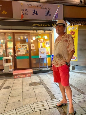 「Abercrombie&Fitch（アバークロンビーアンドフィッチ）のアイテム（パンツ）」を使った、Shinji Tsuruさん（メンズ・173cm）の秋コーディネート