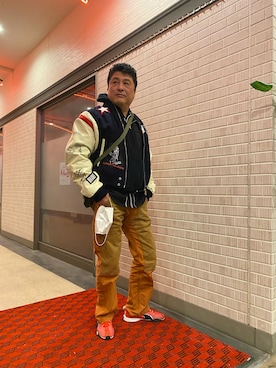 「DIESEL（ディーゼル）のアイテム（スタジャン）」を使った、Shinji Tsuruさん（メンズ・173cm）の春コーディネート