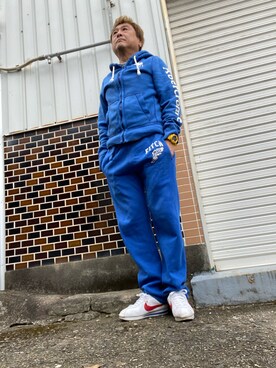 「Abercrombie&Fitch（アバークロンビーアンドフィッチ）のアイテム（スウェット）」を使った、Shinji Tsuruさん（メンズ・173cm）の冬コーディネート