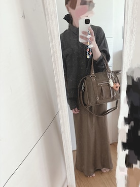 「LEPSIM（レプシィム）のストレッチサテンスカート　497324（スカート）」を使った、mii♡ さん（レディース・150cm）の秋コーディネート