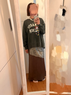 「LEPSIM（レプシィム）のストレッチサテンスカート　497324（スカート）」を使った、mii♡ さん（レディース・150cm）の秋コーディネート