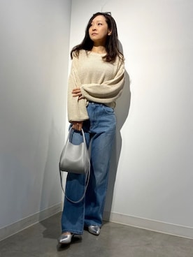 「abahouse mavie（アバハウスマヴィ）のアイテム（デニムパンツ、ブルー系）」を使った、Nari.さん（レディース・156cm）の春コーディネート