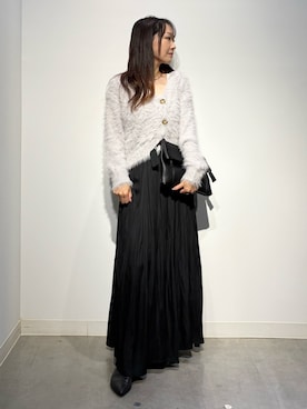 「abahouse mavie（アバハウスマヴィ）のアイテム（カーディガン/ボレロ、グレー系）」を使った、Nari.さん（レディース・156cm）の秋コーディネート