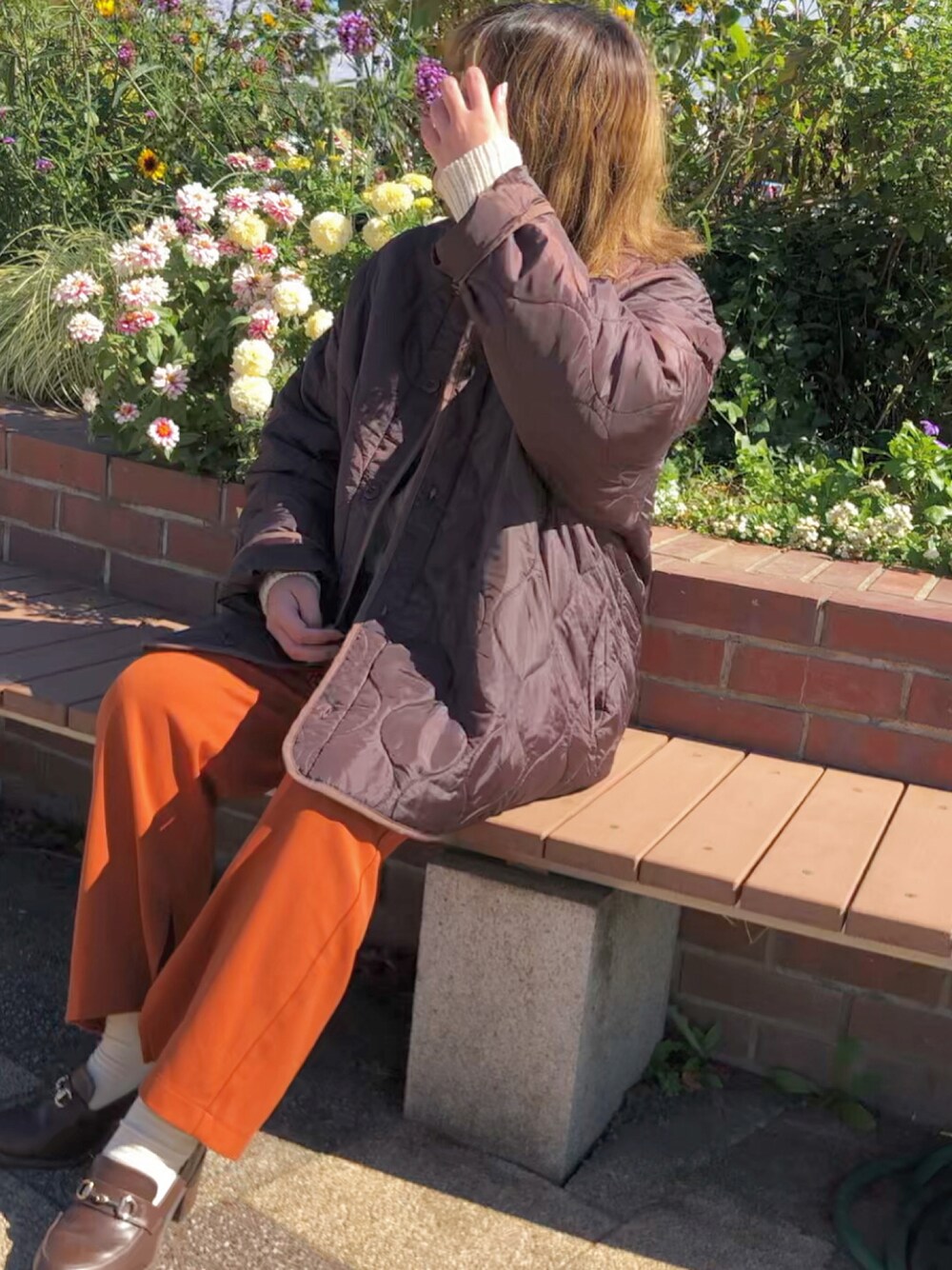 「未来のWEARISTAプロジェクト、大人カジュアル、ootd、コックリカラー、あったかコーデ、冬コーデ、キルティング、キルティングコート」｜「MONO-MARTのM-65中綿キルティングライナー/キルティングジャケット/キルティングコート 2021AUTUMN&WINTER（ミリタリージャケット、ブラウン系）」を使った、ほとちゃん🍀さん（レディース・155cm）の冬コーディネートの1枚目の写真