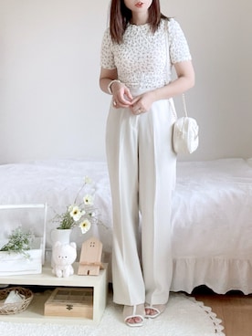 「LOWRYS FARM（ローリーズファーム）のセンタープレスカラーフレアパンツ　870189（その他パンツ）」を使った、hitomiさん（レディース・157cm）の夏コーディネート