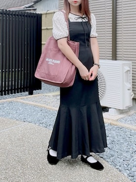 「Honeys（ハニーズ）のアイテム（トートバッグ）」を使った、hitomiさん（レディース・157cm）の秋コーディネート