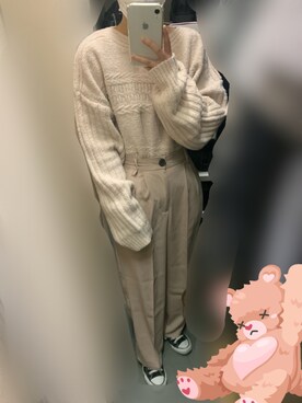 「GRL（グレイル）のベーシックストレートパンツ（その他パンツ、ホワイト系）」を使った、tsumugi さん（レディース・154cm）の冬コーディネート