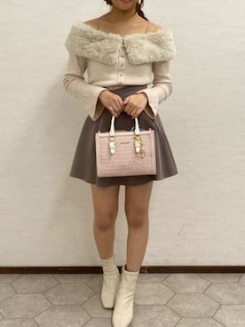 「スカートコーデ」｜「アイテム（財布/小物）」を使った、&chouette（アンドシュエット）さん（レディース・160cm）の冬コーディネート