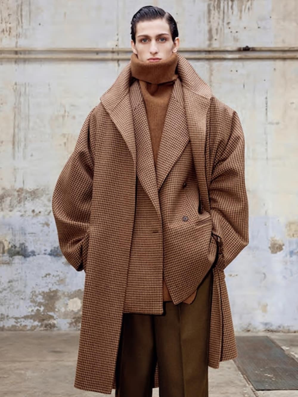 HED MAYNER（ヘドメイナー）ノーカラーコート HED MAYNER