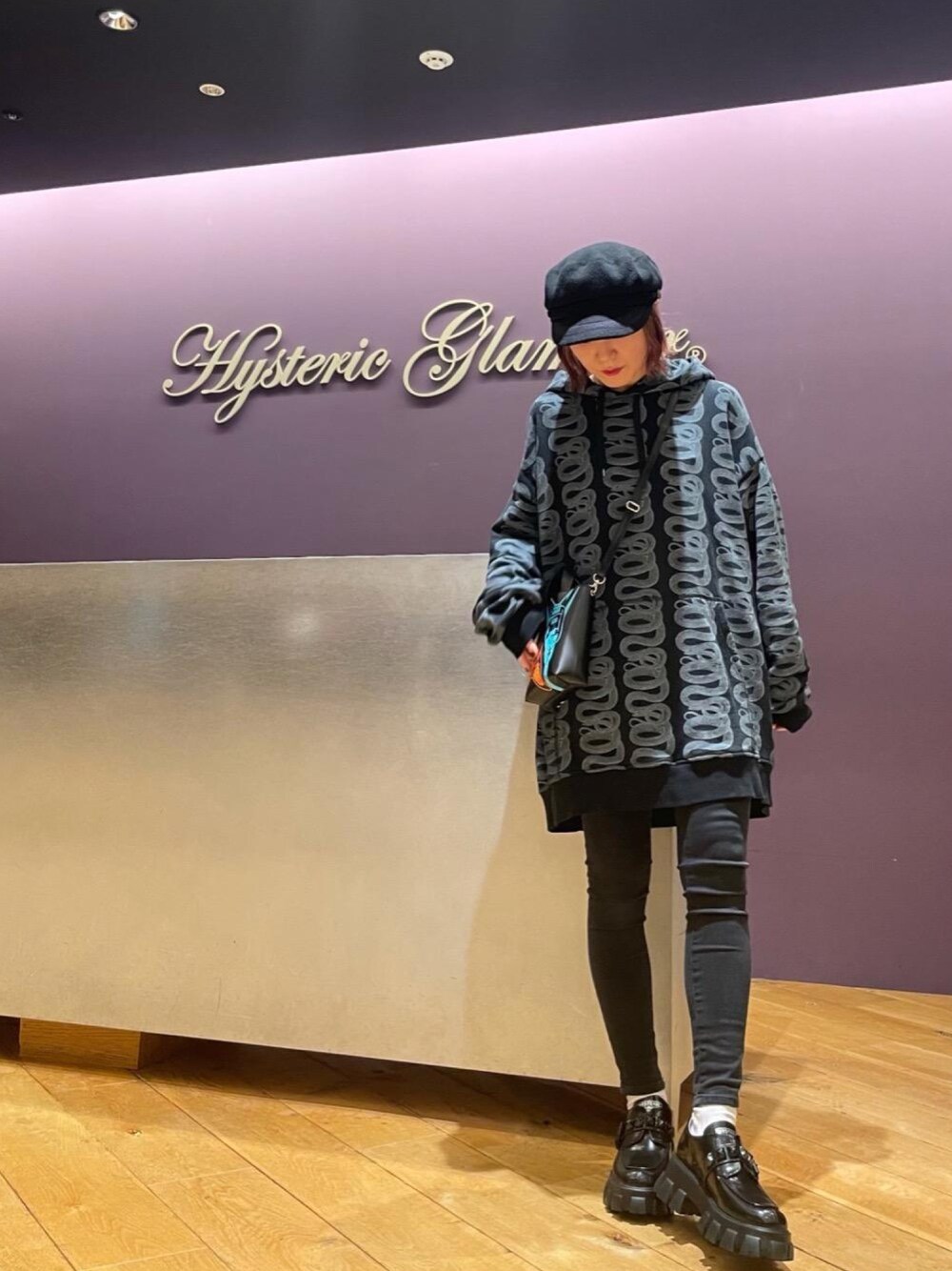 HYSTERIC GLAMOUR（ヒステリックグラマー）の「SNAKE LOOP柄 オーバー