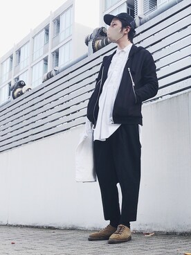 パーカーを使った 白シャツ の人気ファッションコーディネート Wear