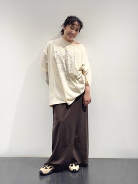 「KBF（ケイビーエフ）のオーバーサイズプリントTEE（Tシャツ/カットソー、ホワイト系）」を使った、IMOKOさん（レディース・148cm）の夏コーディネート