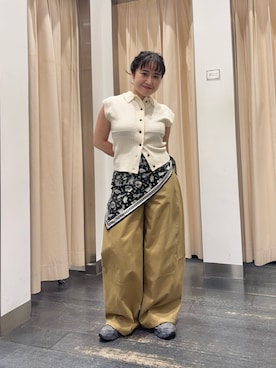 「KBF（ケイビーエフ）のスリーブレスニットシャツ（ニット/セーター、ホワイト系）」を使った、IMOKOさん（レディース・148cm）の春コーディネート