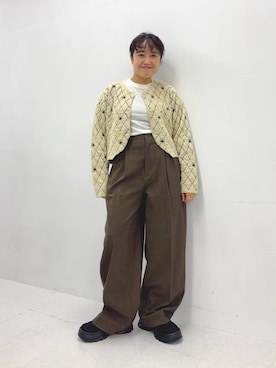 「骨格ストレート」｜「KBF（ケイビーエフ）のアイテム（ニット/セーター）」を使った、IMOKOさん（レディース・148cm）の秋コーディネート