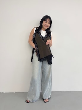 「KBF（ケイビーエフ）のWIDEレッグアジャストデニム（デニムパンツ、ブルー系）」を使った、IMOKOさん（レディース・148cm）の春コーディネート