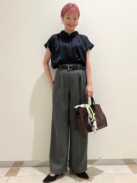 「タックパンツ」｜西澤さん（レディース・159cm）の秋コーディネート