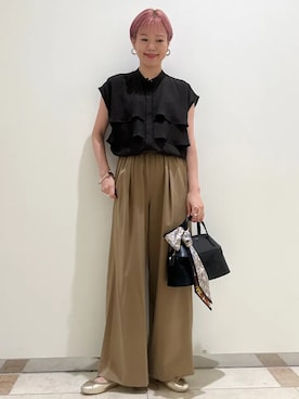 「タックパンツ」｜西澤さん（レディース・159cm）の秋コーディネート