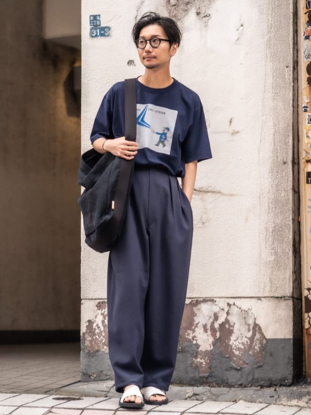 T/E(ティー/イー) M-52 ワイドトラウザーを使った人気ファッション