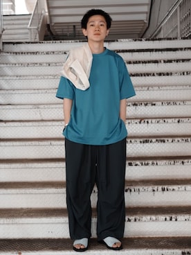 「EDIFICE（エディフィス）のアイテム（その他パンツ）」を使った、EDIFICE OFFICIALさん（メンズ・173cm）の春コーディネート