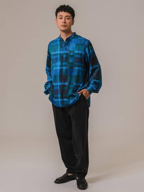 DEVEAUX(デボー) パターン バンドカラープルオーバーシャツ（シャツ