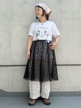 「fig Ｌondon（フィグロンドン）のLuna skirt（スカート、ブラック系）」を使った、アトリエドゥサボンさん（レディース・156cm）の夏コーディネート