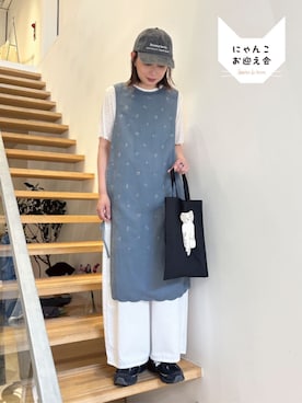 「I am I in fact...（アイアムアイインファクト）のSUSIE PANTS（その他パンツ、ホワイト系）」を使った、アトリエドゥサボンさん（レディース・156cm）の夏コーディネート