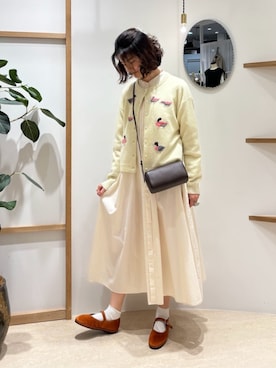 「l'atelier du savon（アトリエドサボン）の川辺をおよぐカモのジャカードカーディガン（カーディガン/ボレロ、イエロー系）」を使った、アトリエドゥサボンさん（レディース・155cm）の秋コーディネート