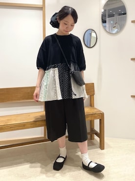 「fig Ｌondon（フィグロンドン）の3tuck half pants（スラックス、ブラック系）」を使った、アトリエドゥサボンさん（レディース・156cm）の夏コーディネート