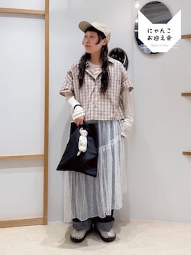 「fig Ｌondon（フィグロンドン）のjeans 002（その他パンツ、ブルー系）」を使った、アトリエドゥサボンさん（レディース・156cm）の夏コーディネート