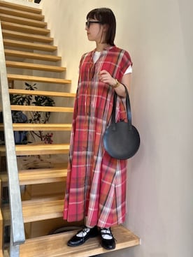 「l'atelier du savon（アトリエドサボン）のさらさらマドラスチェック リボンワンピース（ワンピース、レッド系）」を使った、アトリエドゥサボンさん（レディース・156cm）の夏コーディネート