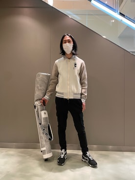 「e JEANS（イージーンズ）のアイテム」を使った、おかださん（メンズ・175cm）の冬コーディネート