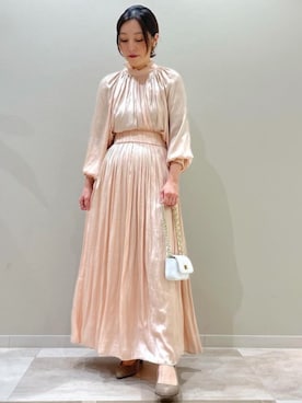 TIARA STAFFさんのコーディネート