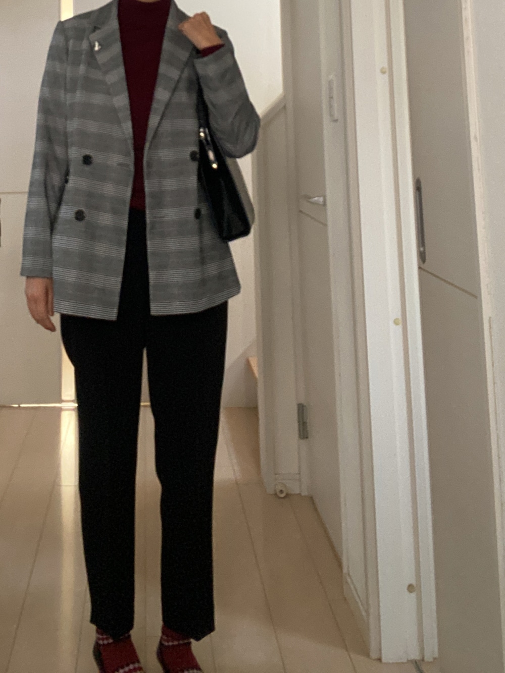 「50代ファッション」｜「GUのアイテム（テーラードジャケット、グレー系）」を使った、kamekoさん（レディース・168cm）の春コーディネートの1枚目の写真