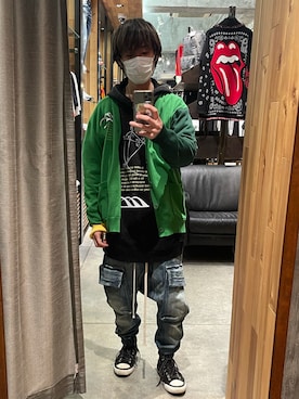 「ROYAL FLASH（ロイヤルフラッシュ）のアイテム（パーカー）」を使った、yoshiaki matsufujiさん（メンズ・165cm）の春コーディネート